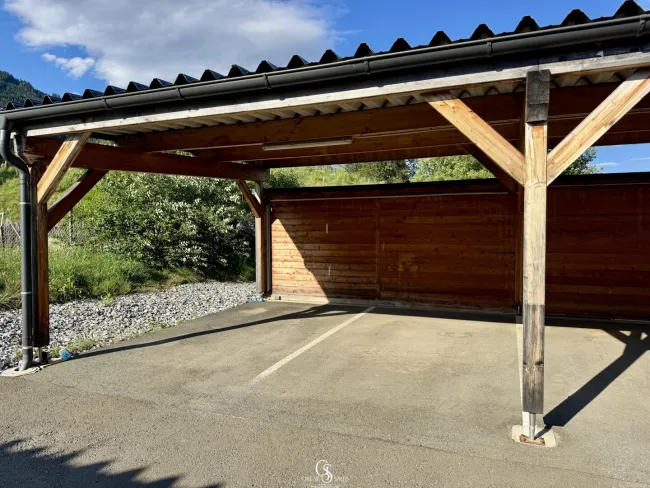 Carport-Stellplatz