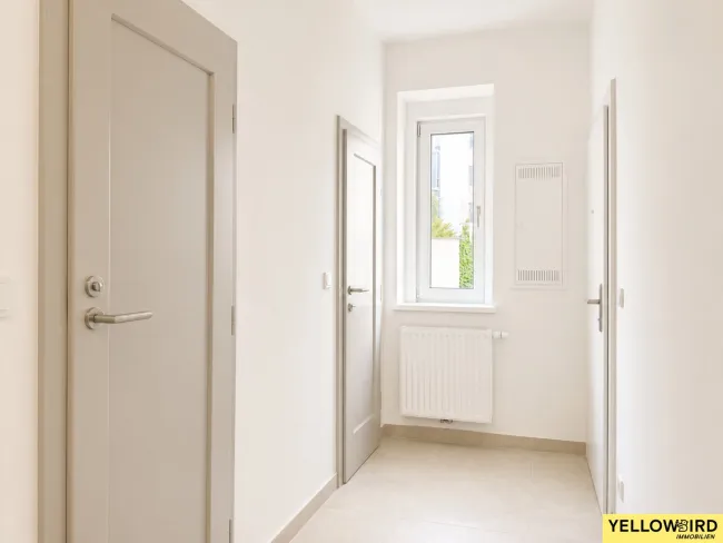 Hochwertig sanierte 3-Zimmer-Neubauwohnung in absoluter Ruhelage nahe Klinik Landstraße - Bild
