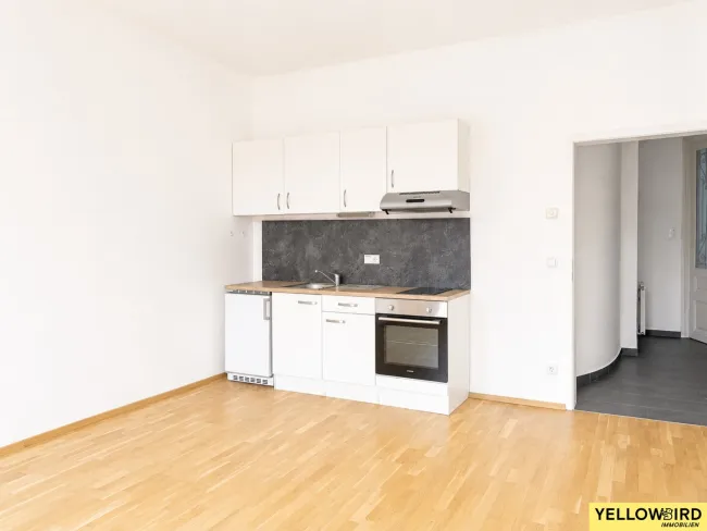Lichtdurchflutete 1-Zimmer-Altbauwohnung mit hohen Decken in zentraler Ruhelage in Ottakring - Bild