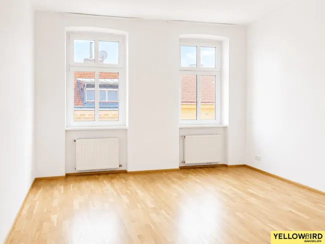 Lichtdurchflutete 1-Zimmer-Altbauwohnung mit hohen Decken in zentraler Ruhelage in Ottakring - Titelbild
