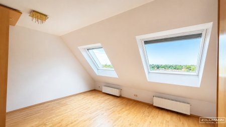 Abseits der Straße, mitten im Grünen – großzügiges Reihenhaus in absoluter Ruhelage | ZELLMANN IMMOBILIEN