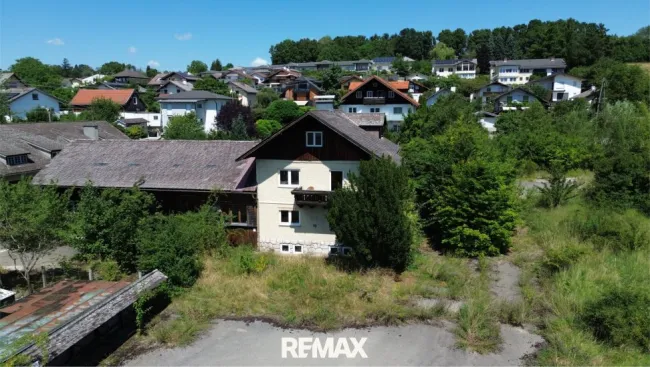 Projektliegenschaft mit Kerngebietswidmung und außergewöhnlichem Entwicklungspotenzial in Toplage von Seewalchen am Attersee - Bild
