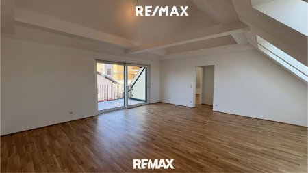 Neue Dachgeschosswohnung mit 101 m² in Oberweis zu mieten!
