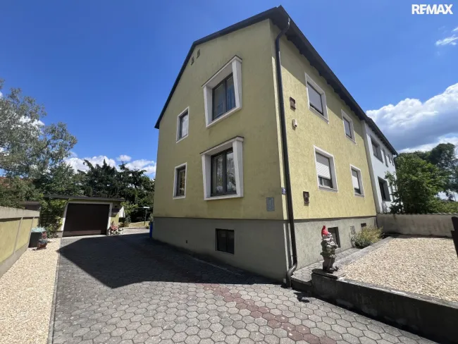 Ein-bzw. Mehrfamilienhaus im Musikantenviertel! - Bild