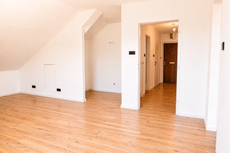 Kompakt wohnen, zentral leben – Dachgeschosswohnung mit Ausblick