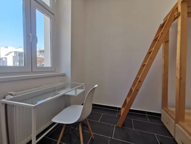U3 - WG Zimmer alles inklusive - Möbliert - Titelbild