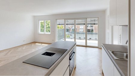 Historischer Charme trifft moderne Energieeffizienz: Altbau DG mit Wärmepumpe und PV!