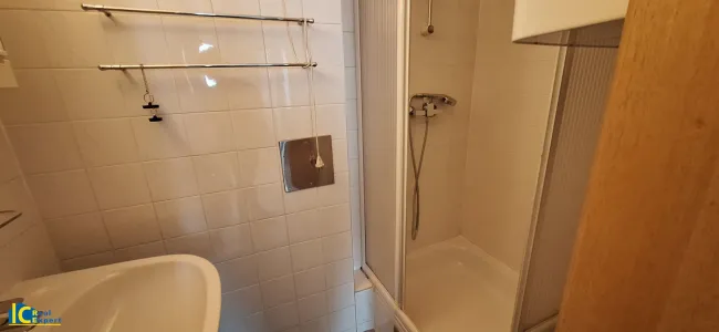 Bad mit Dusche