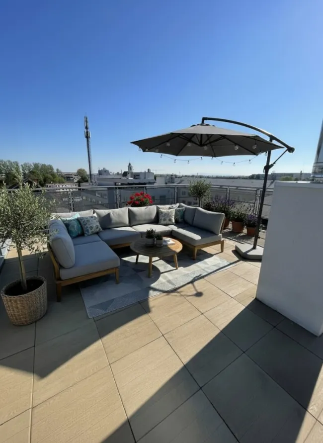 PROVISIONSFREI!!! Wunderschöne geräumige Dachterrassenwohnung mit super Ausblick auf Wiener Neustadt - Bild