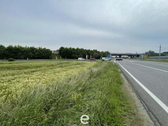 Betriebsbaugebiet in Amstetten Ost (direkt an der A1) zu verkaufen - Bild