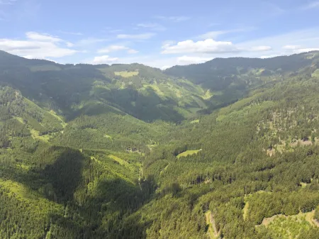 Ein Tal nur für Sie - Exklusives Naturanwesen mit Eigenjagd