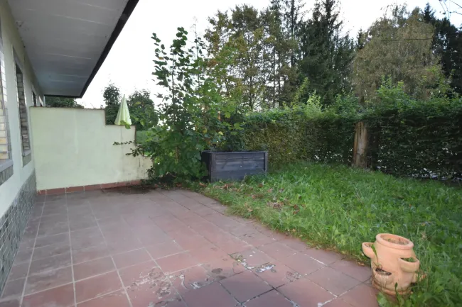 Garten - Kleine gemütliche Garconniere mit Terrasse und Garten Miete Grödig Salzburg