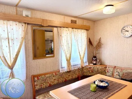 🏡 Wohnliches Mobilheim am Neufelder See – Komfort & Rückzug auf Pachtgrund - Bild