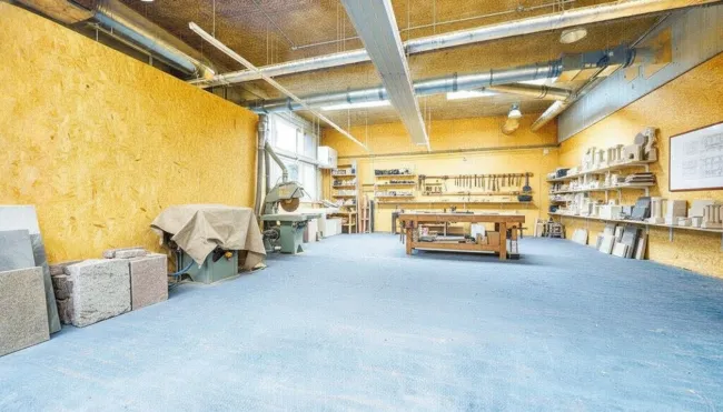Ausstattungsbeispiel Halle/Lager