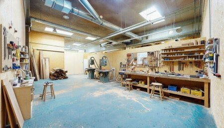 Ausstattungsbeispiel Halle/Lager