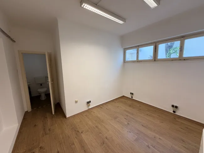 Vielseitig nutzbare Fläche I 100m² I mitten in St. Pölten I Parkhaus I nähe Bahnhof I Teeküche - Bild