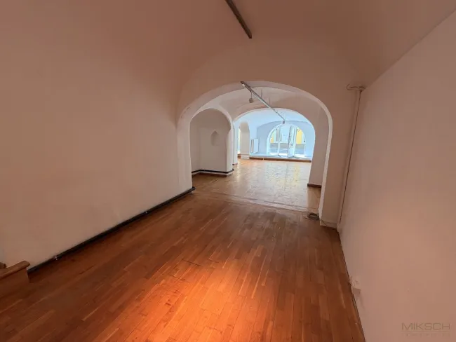 Vielseitig nutzbare Fläche I 100m² I mitten in St. Pölten I Parkhaus I nähe Bahnhof I Teeküche - Bild