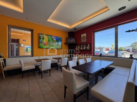 Restaurant mit Gastgarten in sehr frequentierter Lage