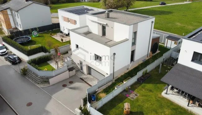 Extravagantes Haus in Ansfelden - Titelbild
