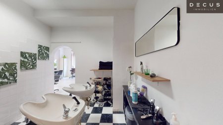 | VERMIETETER FRISEURSALON | TOP LAGE | BESTANDSFREI MÖGLICH |