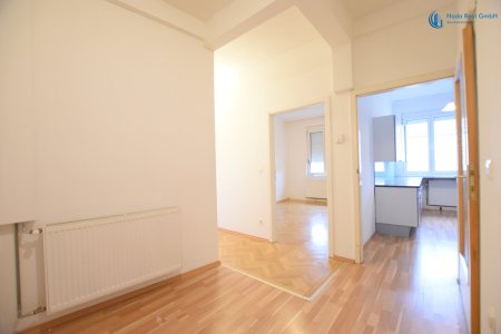 Bestandsfreie 3-Zimmer-Wohnung ab 01.09.2026 – 5. Liftstock direkt beim Hannovermarkt