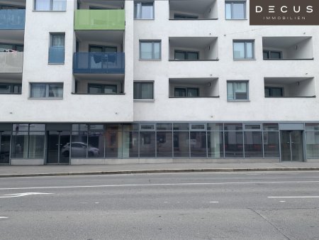 Großzügige Geschäftslokale zwischen 300 und 900 m² im 21. Bezirk – Top Sichtbarkeit