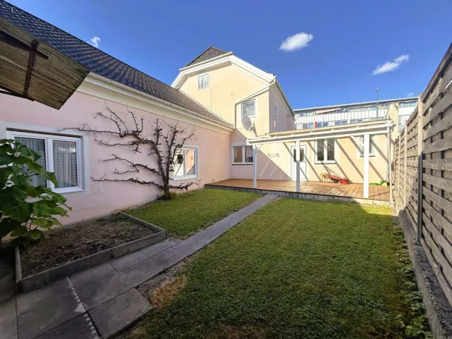 Vielseitige Gewerbeimmobilie mit Wohnung in stark frequentierter Lage! - Titelbild