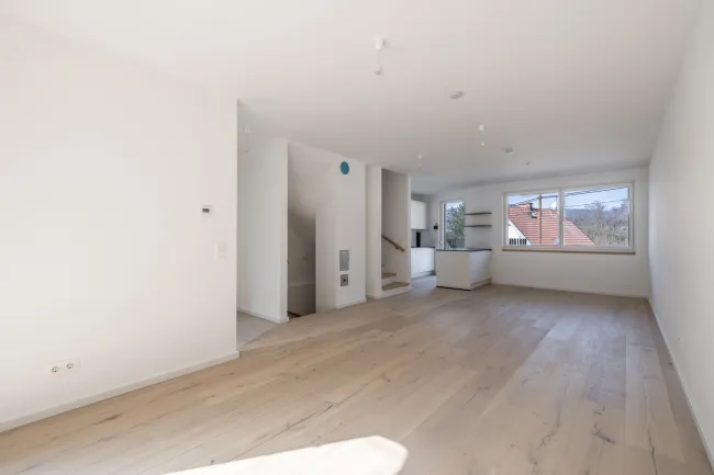 Neue Chance – Preis reduziert! Neubau Doppelhaushälfte 1140 Wien | Garten + Dachterrasse | 4-5 Zimmer | Ruhelage | Erstbezug - Bild