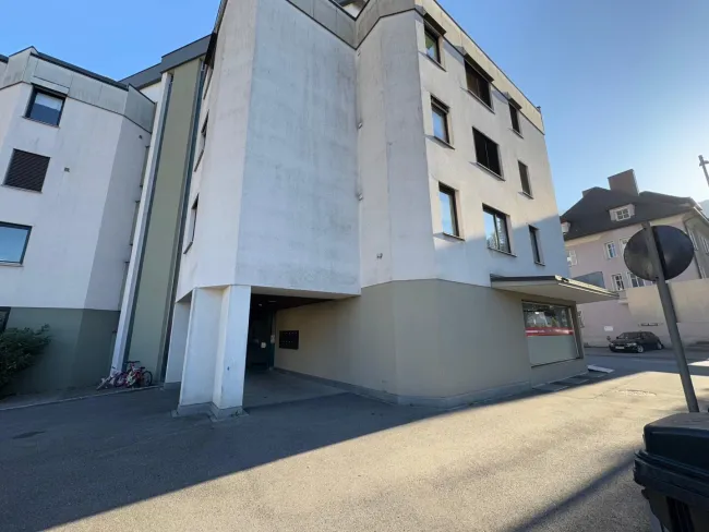 NEUER PREIS ! Helle 2-Zimmer-Wohnung mit Balkon in Bludenz für INVESTOREN - Bild