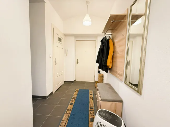 Helle 2-Zimmer-Wohnung im Herzen des Grazer Univiertels - Bild