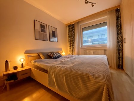 MIETE! geräumige 3 Zimmerwohnung mit großem Balkon und Tiefgarage