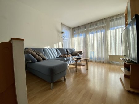 MIETE! geräumige 3 Zimmerwohnung mit großem Balkon und Tiefgarage