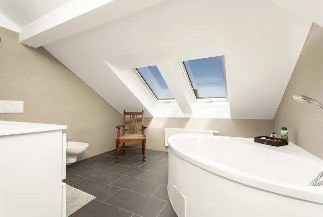 Badezimmer DG