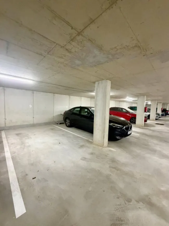 Tiefgaragenstellplatz in 8042 Graz – ab sofort verfügbar - Bild