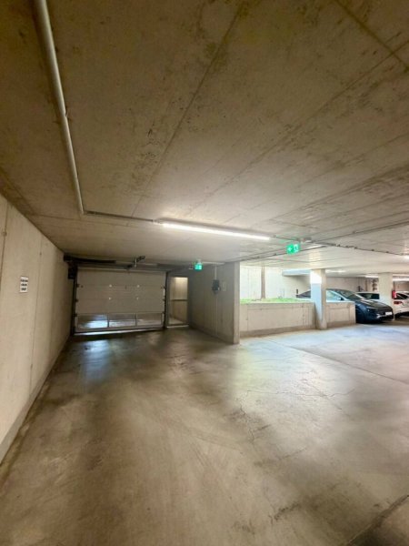 Tiefgaragenstellplatz in 8042 Graz – ab sofort verfügbar