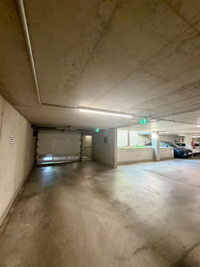 Tiefgaragenstellplatz in 8042 Graz – ab sofort verfügbar - Bild