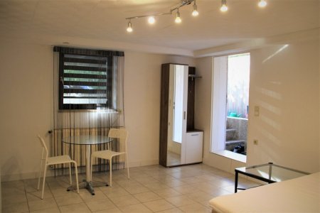 +++ optimale Kleinwohnung ++ eigener Zugang ++ Parkplatz ++ Freibereich vor der Wohnung ++ Gratkorn