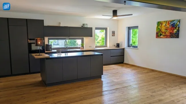 Neuwertiges Traumhaus in St. Wolfgang: 5 Zimmer, Garten, Garage, top Ausstattung zum Kauf! - Titelbild