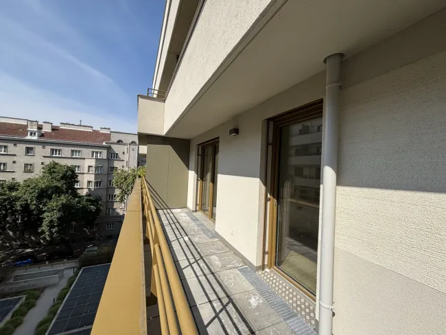Helle 2 Zimmer Wohnung - Bild