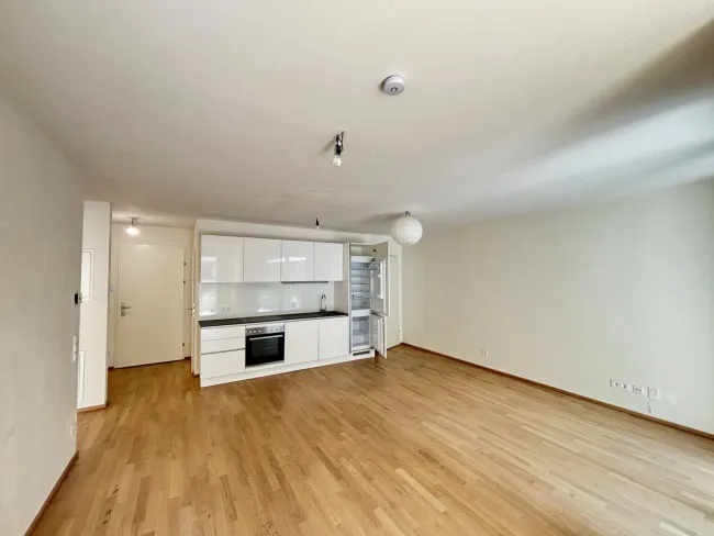 Helle 2 Zimmer Wohnung - Bild
