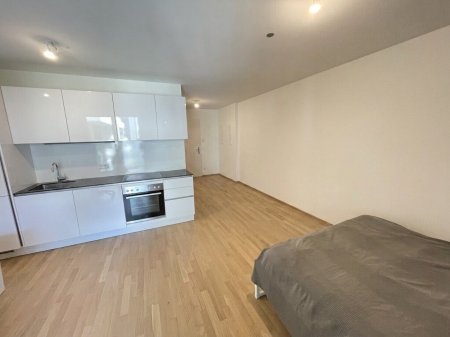 Moderne 1-Zimmer-Wohnung mit Loggia und Einbauküche in 1200 Wien