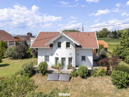 Geräumiges Einfamilienhaus mit großem Garten in sonniger Lage in der Gemeinde Maria Saal