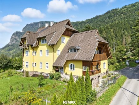 Die Villa von Südost_Luftaufnahme