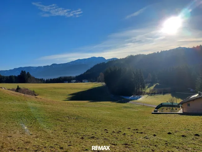 Bergpanorama mit Dobratsch
