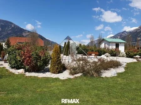 kleine kubische Pyramide