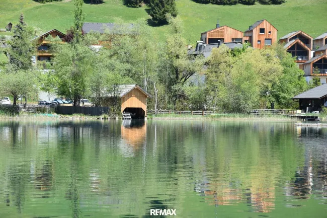 direkt beim See