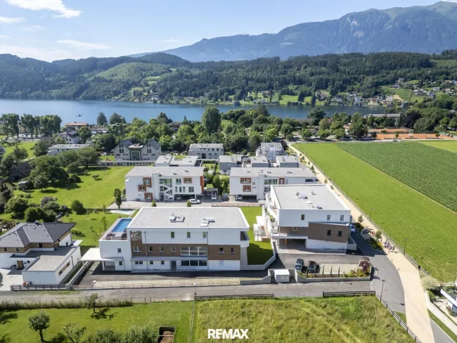 an der Promenade zum See