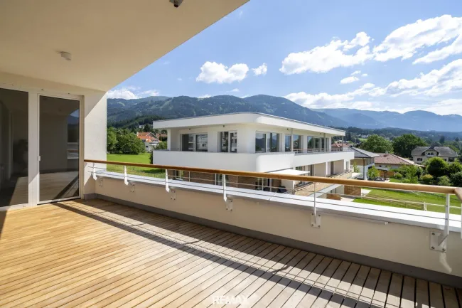 Herrlicher Ostbalkon