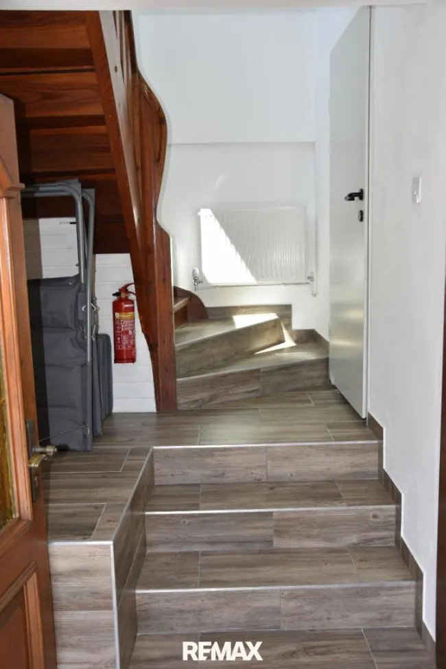 Stiegenhaus EG