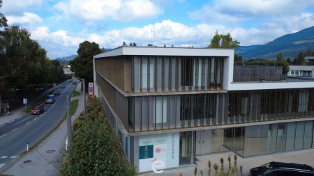 Klein, fein, professionell – Flexible Arbeitsräume nahe Salzburg Stadt!